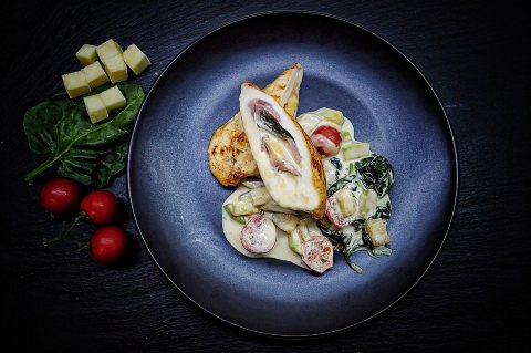 Куриное филе с ананасом - заказать на дом. Куриное филе с ананасом - доставка по Одессе.